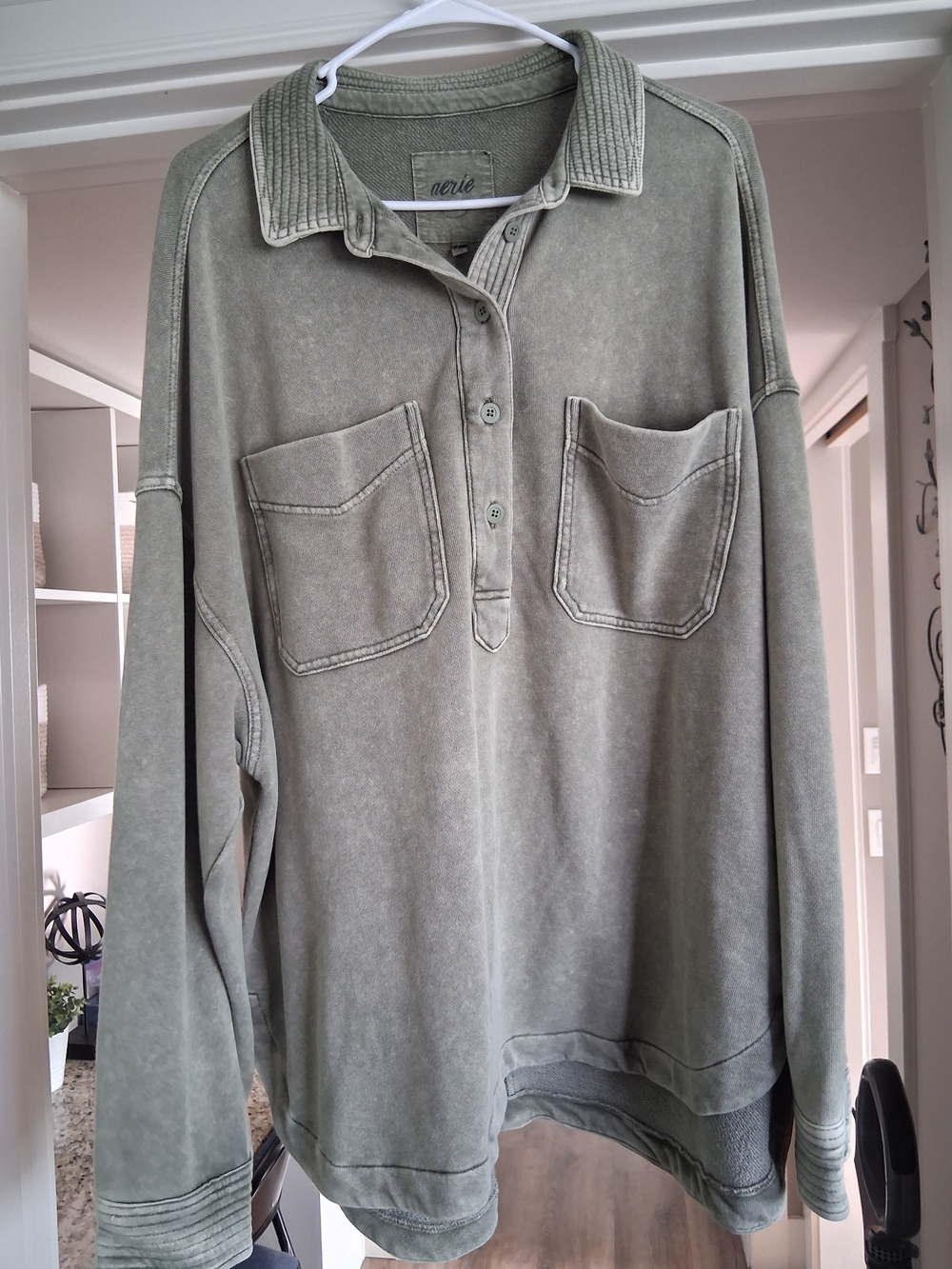 aerie Women's Olive Pullover Pocket Sweatshirt